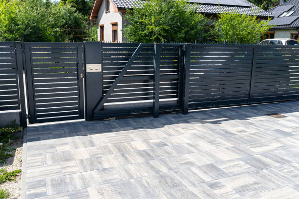 Best Driveway Paving Contractor  in Bondurant, IA